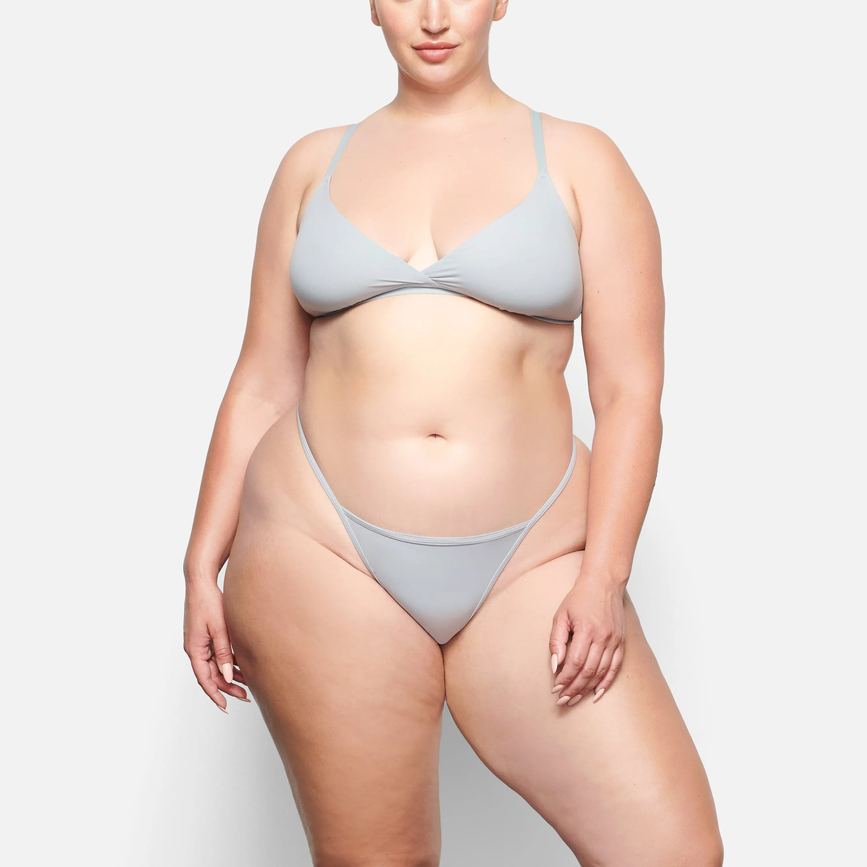 FITS EVERYBODY T STRING THONG | MOONSTONE