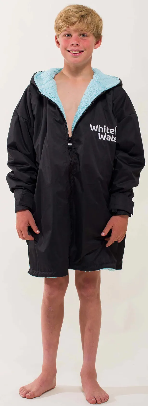 White Water KIDS Pro Changing Robe Black Outer-Shell, Blue Lining